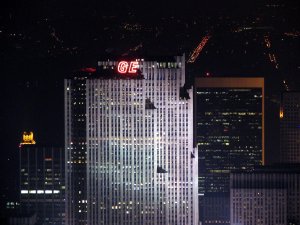 Empire state building at night 28.jpg